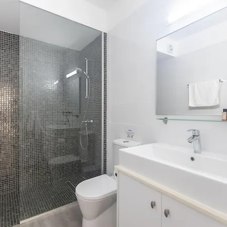 Greco Ccv4- 5-schlafzimmer-villa Mit Privatem Pool In Zentrum By Interhome Feriehus Protaras