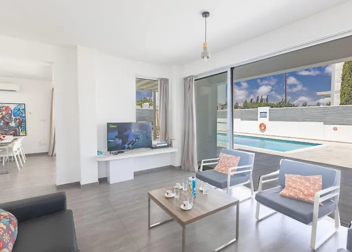 Greco Ccv4- 5-schlafzimmer-villa Mit Privatem Pool In Zentrum By Interhome Case de vacanță Protaras