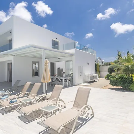 Prázdninový dům Greco Ccv4- 5-schlafzimmer-villa Mit Privatem Pool In Zentrum By Interhome Protaras