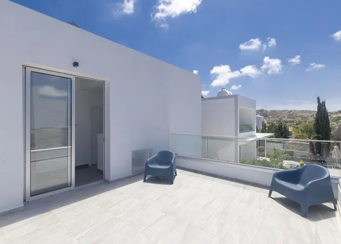 Greco Ccv4- 5-schlafzimmer-villa Mit Privatem Pool In Zentrum By Interhome Prázdninový dům